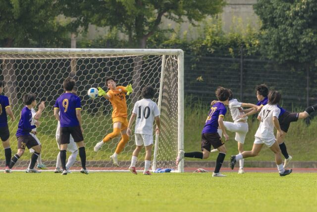 25/26 
第60回The KSL アストエンジ関西サッカーリーグDivision2 
第8節 @kyotoshikoclub 
【Match Inside 3/3】
📸by @keisuke_imachi 

ーーーーーーーーーーーー

#社会人サッカー
#社会人リーグ
#大阪府社会人サッカー
#アストエンジ
#アストエンジ関西サッカーリーグ 
#アストエンジ関西サッカーリーグ2部 
#アストエンジ関西サッカーリーグdivision2 
#生野区
#OKFC
#大阪コリアンフットボールクラブ 

#スポンサー
#ミレ信用組合
#NK興産
#きらく屋
#原田建物株式会社
#株式会社Bond
#株式会社宮川公製作所
#株式会社ホームテックビルサービス
#株式会社コピー
#株式会社Eikyu
#おにやんま君